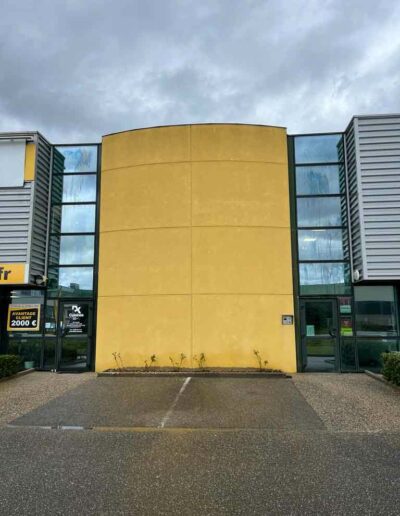 Entreprise ROBBA 67 : Entreprise de Peinture à Strasbourg dans le Bas-Rhin 67: Peinture intérieur, extérieur, toiture, boiserie, ferronnerie, ravalement peinture façade, nettoyage démoussage et traitement hydrofuge toit. Intervention à Strasbourg dans le Bas-Rhin (67)